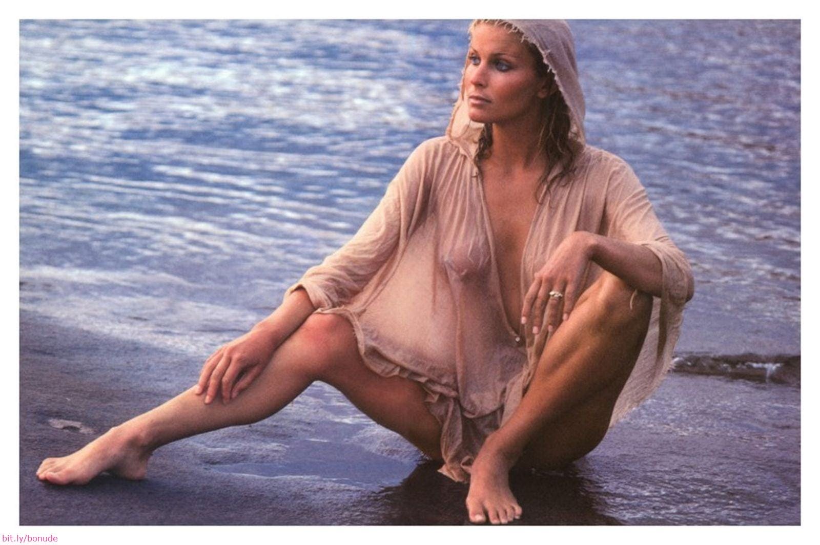 Bo Derek 481